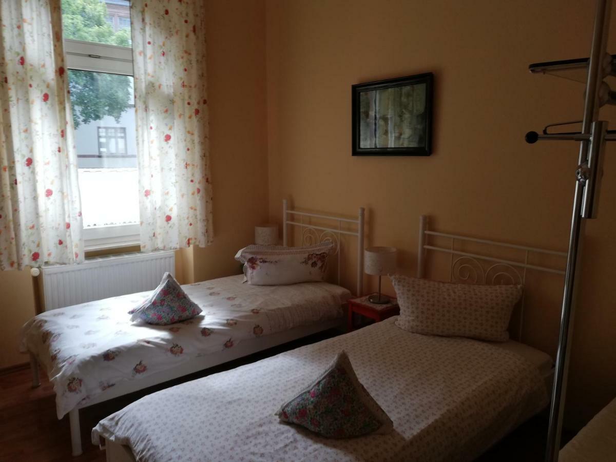 Acasa Bed & Breakfast Франкфурт на Майн Екстериор снимка
