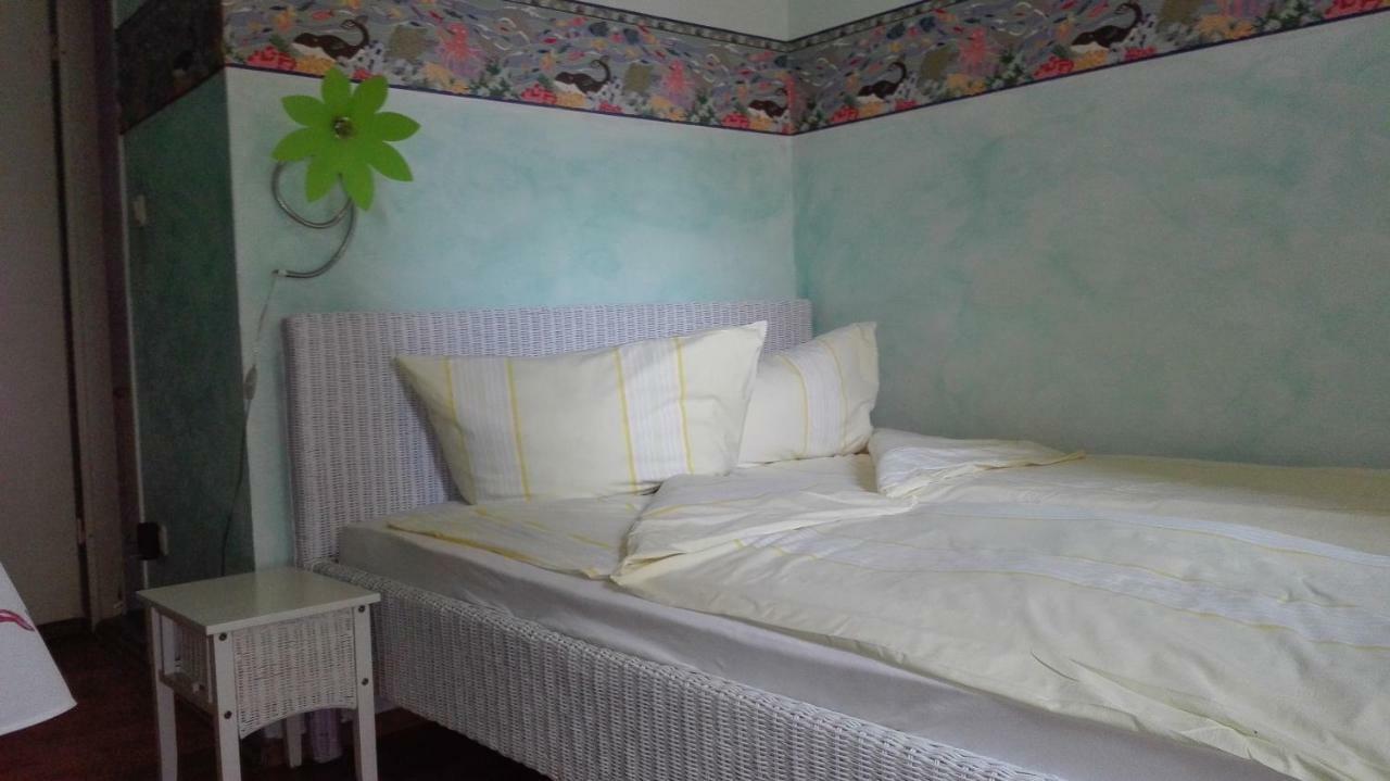 Acasa Bed & Breakfast Франкфурт на Майн Екстериор снимка